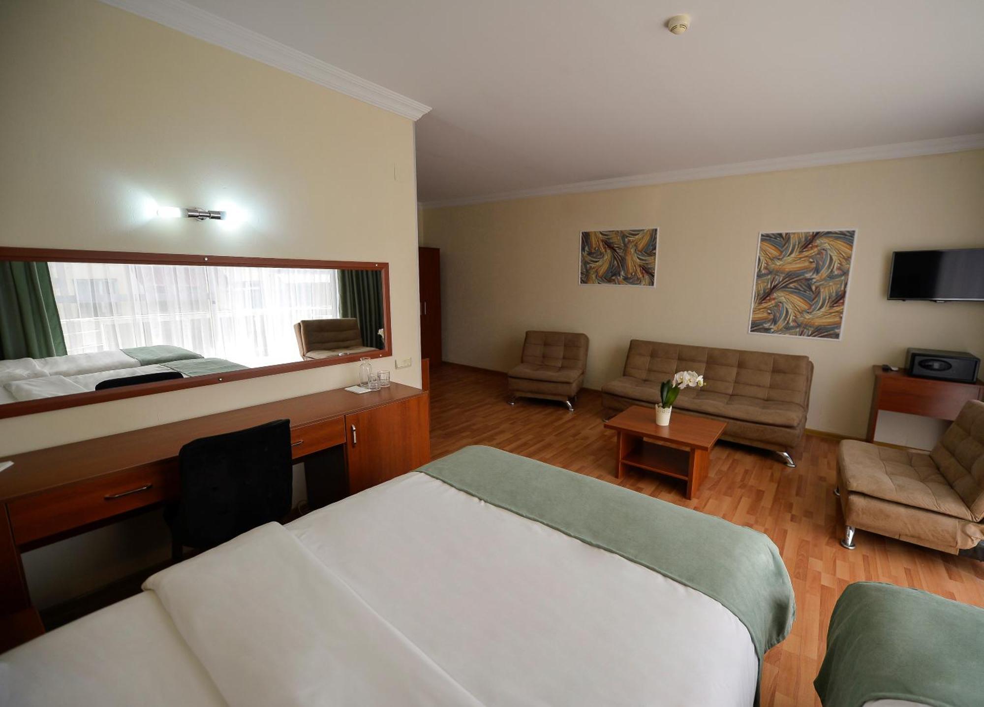 Aura Boutique Hotel Batum Oda fotoğraf