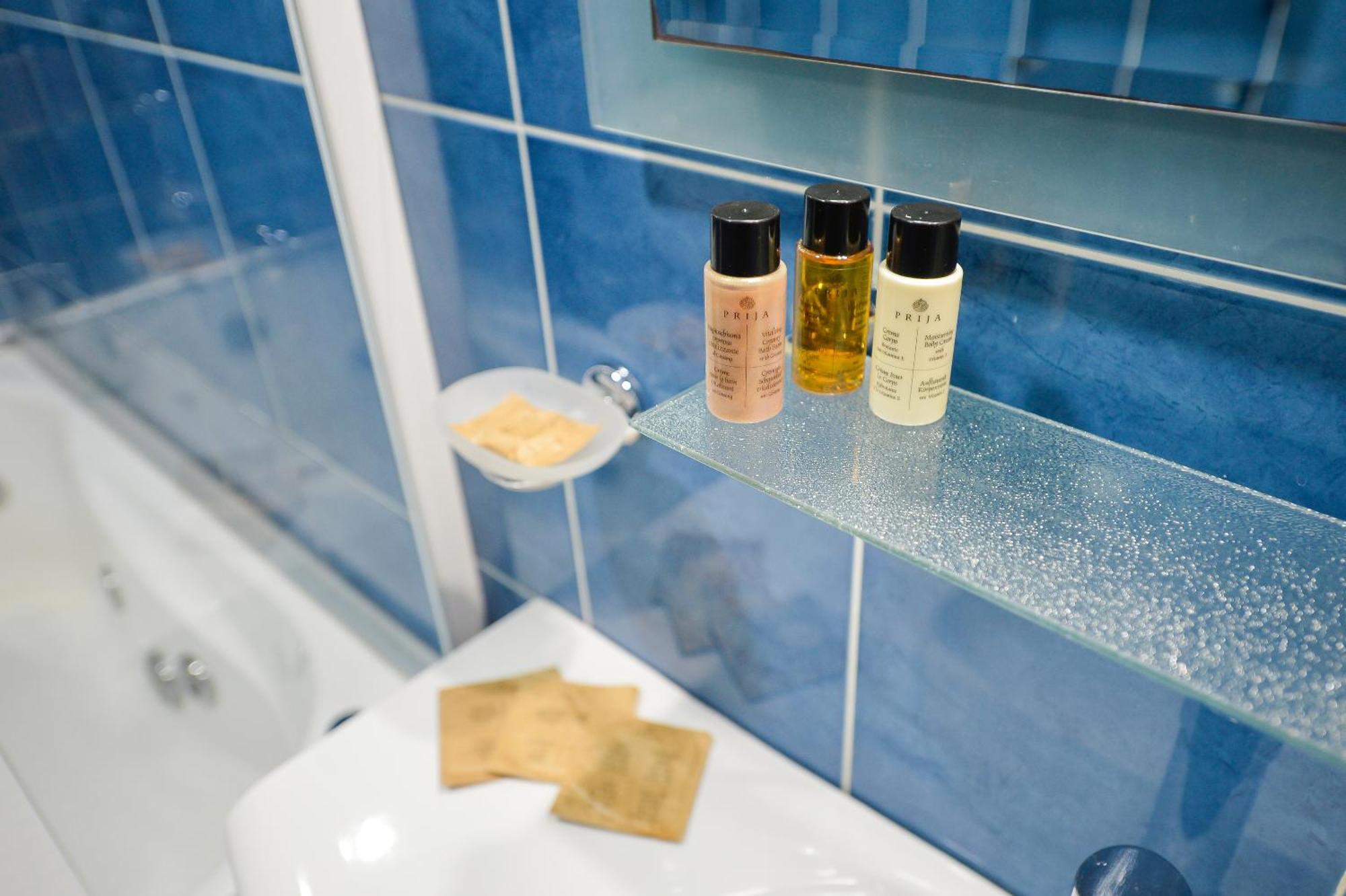 Aura Boutique Hotel Batum Oda fotoğraf